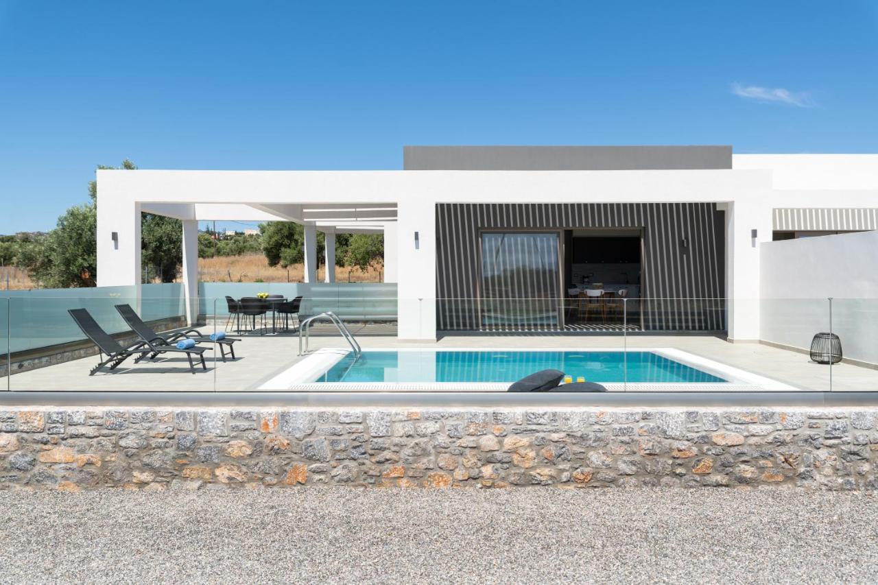 Armonia Suites Gennadi Exteriér fotografie
