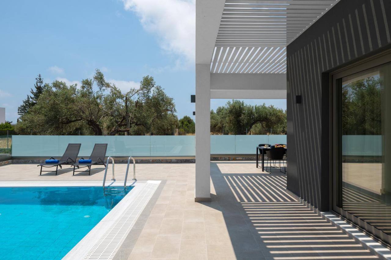Armonia Suites Gennadi Exteriér fotografie