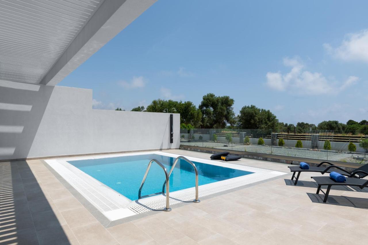 Armonia Suites Gennadi Exteriér fotografie