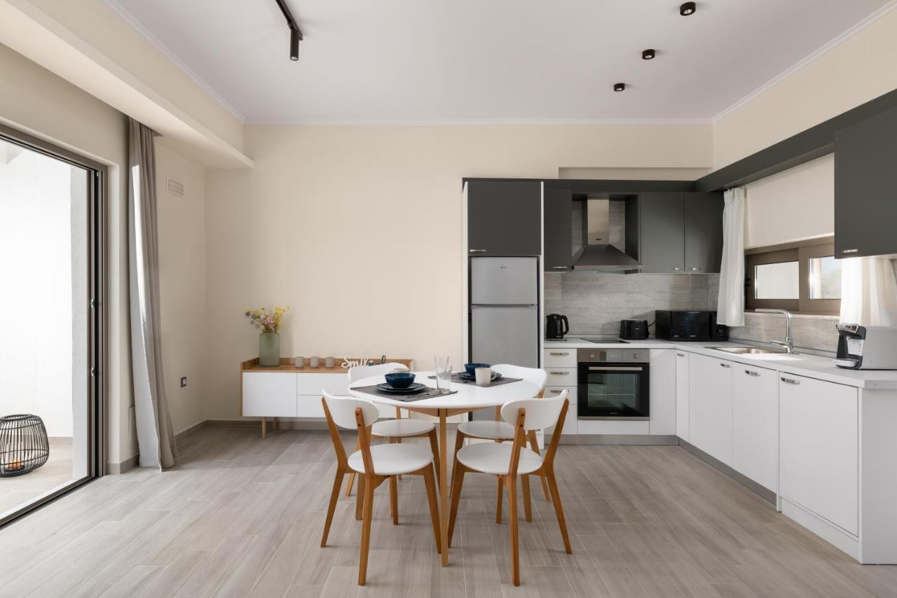 Armonia Suites Gennadi Exteriér fotografie