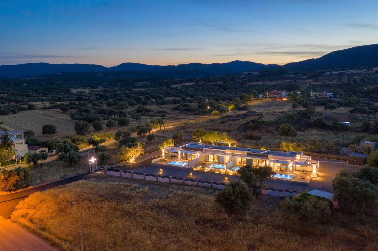Armonia Suites Gennadi Exteriér fotografie
