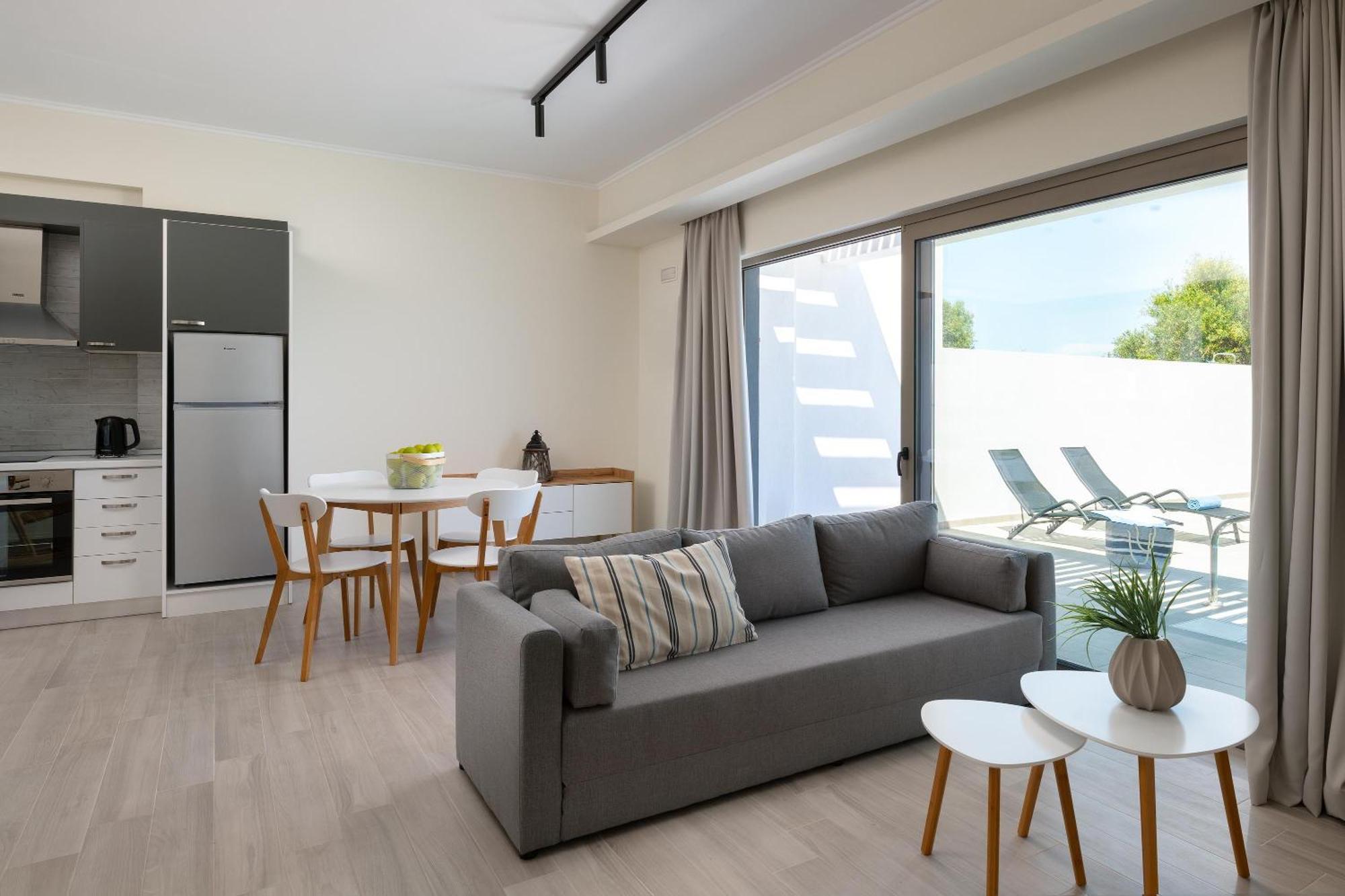 Armonia Suites Gennadi Exteriér fotografie
