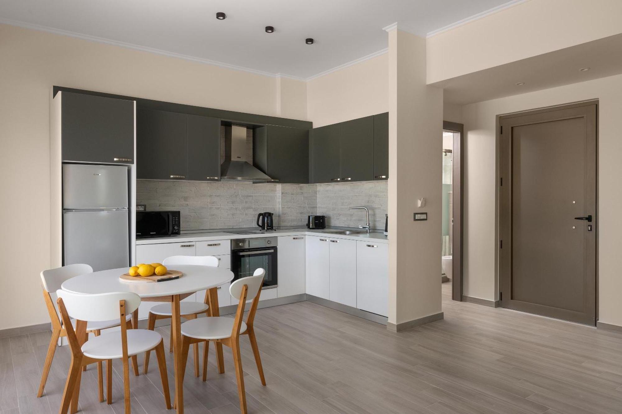 Armonia Suites Gennadi Exteriér fotografie